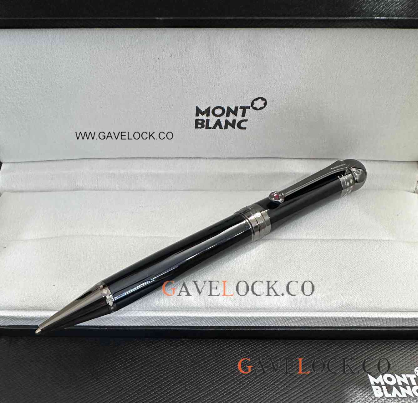 AAA Copy Mont Blanc Joseph Ii So Black Precious Resin Ballpoint Pen